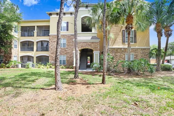 2407 Courtney Meadows Court, Unit 303, Tampa, FL, 33619