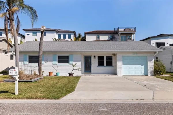 176 175th Avenue E, Redington Shores, FL, 33708