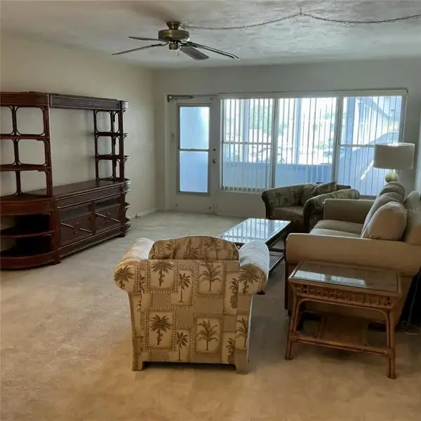 4300 58th Street N, Unit 1913, Kenneth City, FL, 33709
