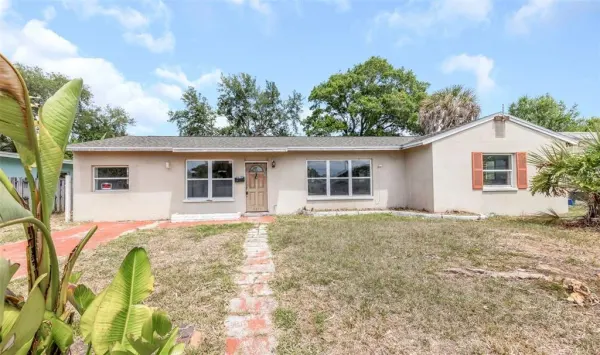 6235 Hampton Drive N, St Petersburg, FL, 33710