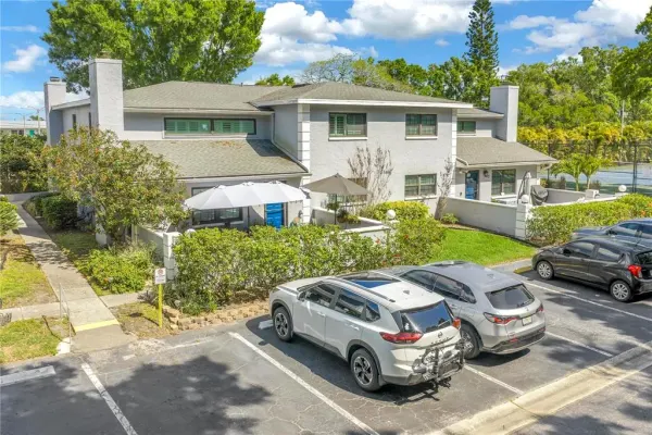 5861 Calais Boulevard N, Unit 1, St Petersburg, FL, 33714