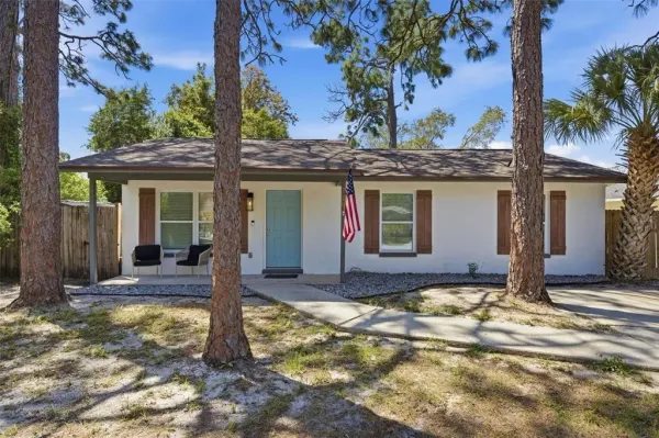 720 Locust Street, Tarpon Springs, FL, 34689