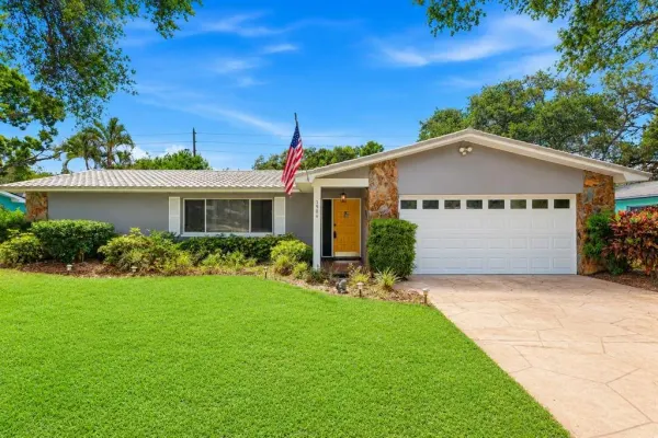 1904 Granada Court, Clearwater, FL, 33764
