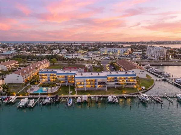 363 Pinellas Bayway S, Unit 29, Tierra Verde, FL, 33715
