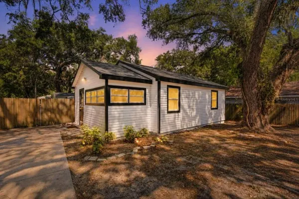 6806 N 17th Street, Tampa, FL, 33610