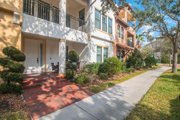 4884 YACHT CLUB DRIVE, TAMPA, FL, 33616