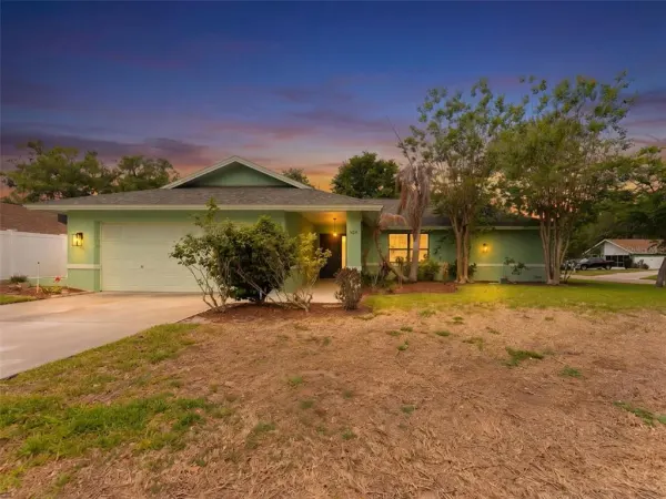 1424 Oakwood Lane, Plant City, FL, 33563