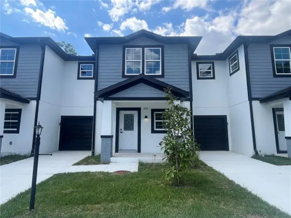 8108 N Greenwood Avenue, Tampa, FL, 33604