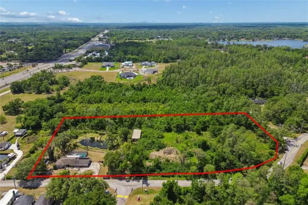 212 Crystal Lake Road, Lutz, FL, 33548
