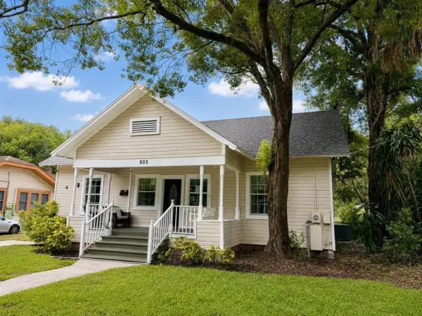 805 E Chelsea Street, Tampa, FL, 33603