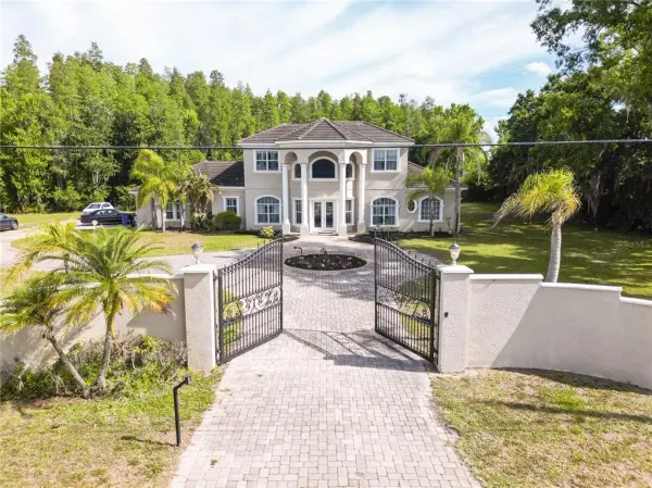 19153 Geraci Road, Lutz, FL, 33558