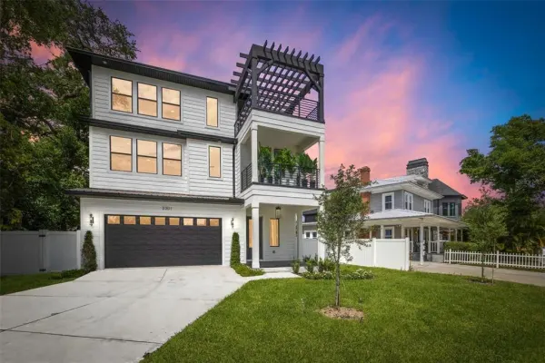 2301 N Ridgewood Avenue, Tampa, FL, 33602