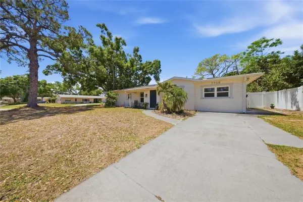 7700 16th Avenue N, St Petersburg, FL, 33710