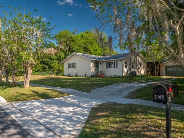 403 E Carolina Avenue, Plant City, FL, 33563