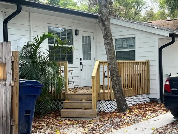 311 E Floribraska Avenue, Tampa, FL, 33603