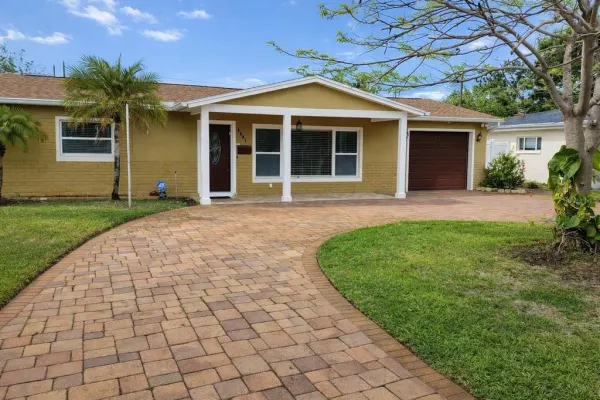 4581 21st Avenue N, St Petersburg, FL, 33713