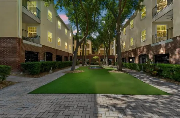 2010 E Palm Avenue, Unit 14202, Tampa, FL, 33605