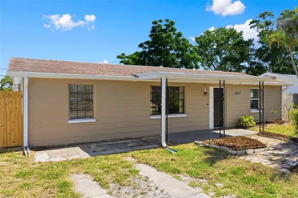 4327 Beacon Square Drive, Holiday, FL, 34691