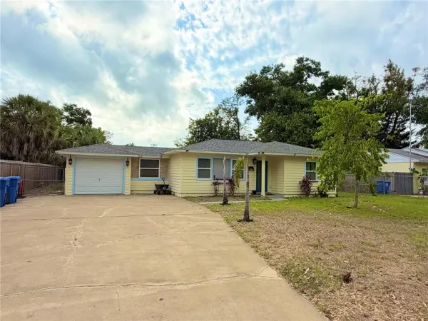 626 74th Street N, St Petersburg, FL, 33710