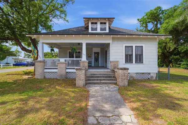 1201 W Reynolds Street, Plant City, FL, 33563