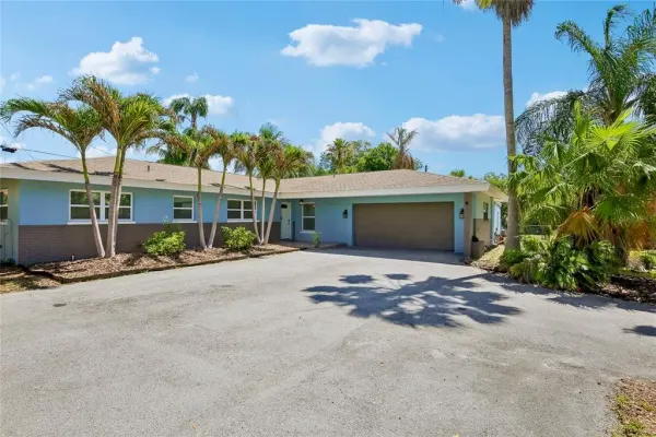 1872 Hunt Lane, Clearwater, FL, 33764