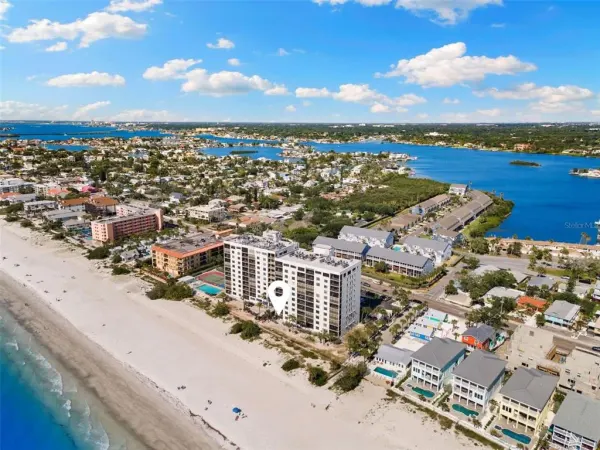 900 Gulf Blvd, Unit 104, Indian Rocks Beach, FL, 33785