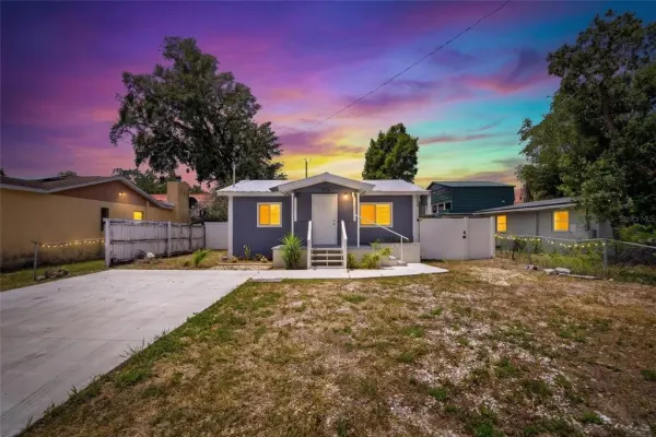 8738 N Tangerine Place, Tampa, FL, 33617