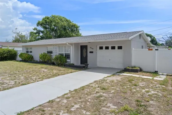 5690 6th Street S, St Petersburg, FL, 33705