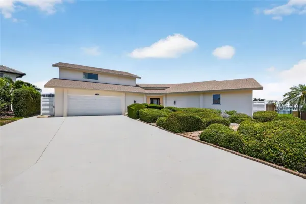 3111 Wedgewood Drive, Belleair Beach, FL, 33786