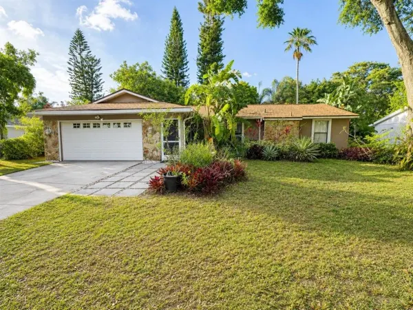 1671 Castlewood Lane, Palm Harbor, FL, 34683