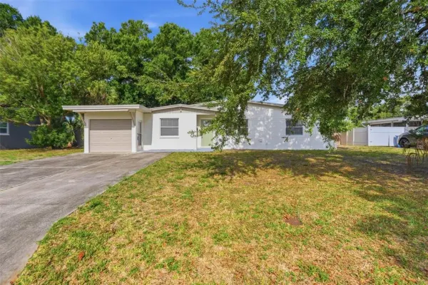 6000 12th Way N, St Petersburg, FL, 33703