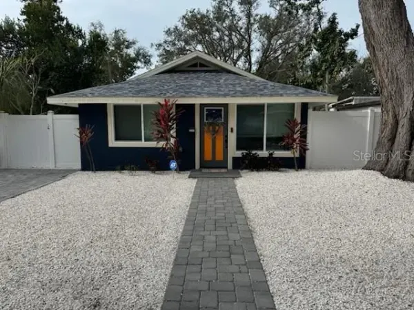 2111 42nd Street S, St Petersburg, FL, 33711