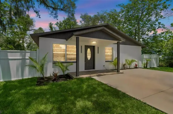 1105 W Yukon Street, Tampa, FL, 33604