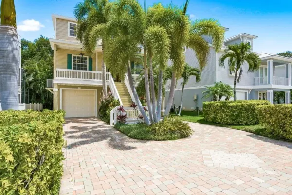 503 Palm Avenue, Palm Harbor, FL, 34683