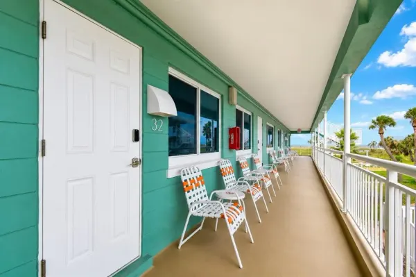 11730 Gulf Boulevard, Unit 32, St Petersburg, FL, 33706