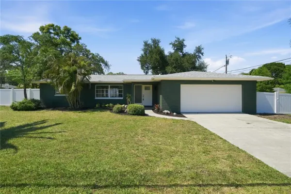 1300 Michigan Boulevard, Dunedin, FL, 34698
