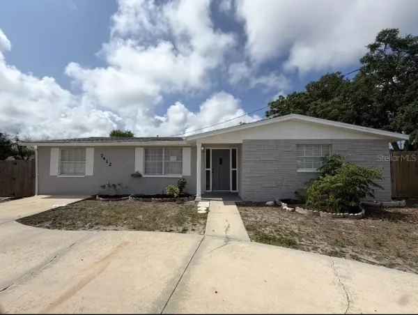 7412 University Drive, Hudson, FL, 34667