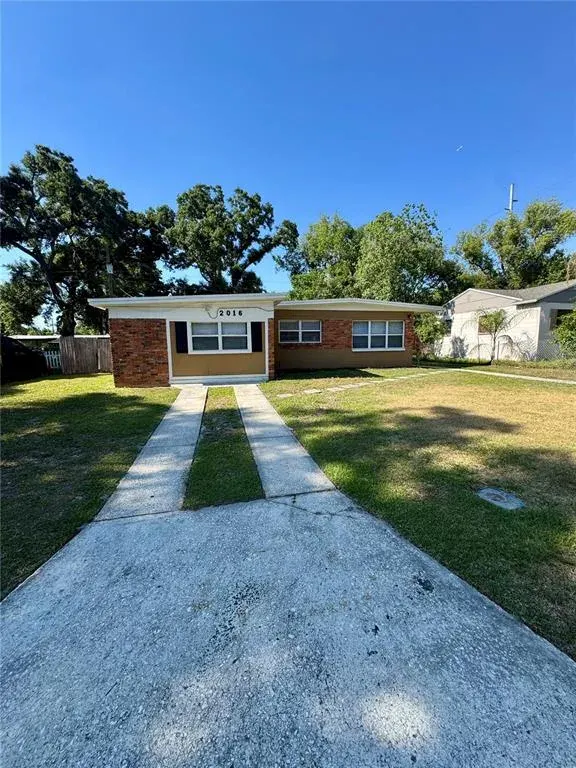 2016 E Crenshaw Street, Tampa, FL, 33610