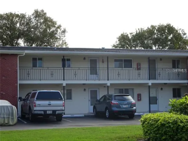 4570 Overlook Dr NE, Unit 283, St Petersburg, FL, 33703