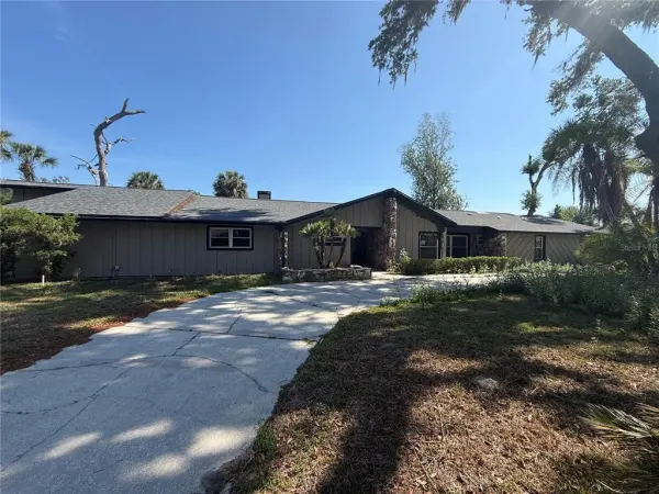 910 River Rapids Avenue, Brandon, FL, 33511