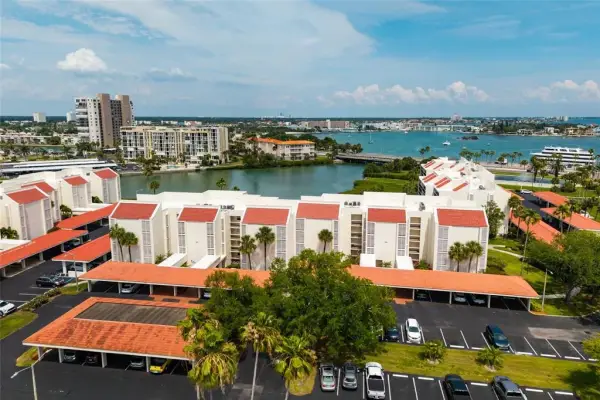 7897 Sailboat Key Boulevard, Unit 107, South Pasadena, FL, 33707