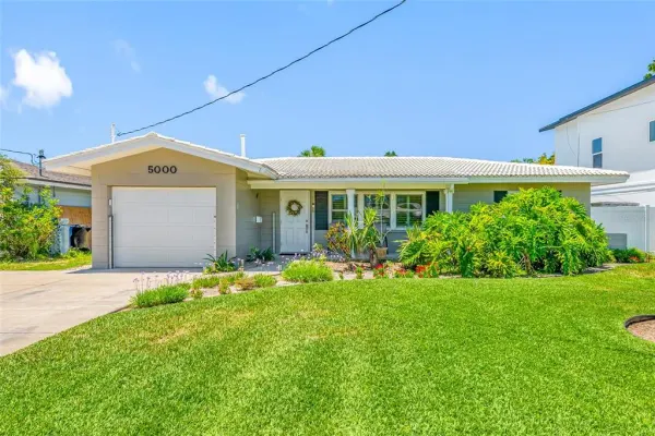 5000 Venetian Boulevard NE, St Petersburg, FL, 33703