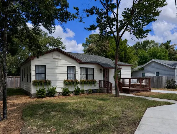 4202 N Seminole Avenue, Tampa, FL, 33603