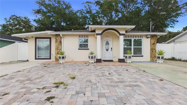 8721 N Orangeview Avenue, Tampa, FL, 33617