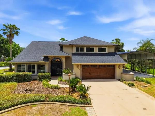 2715 Mock Orange Court, Valrico, FL, 33594