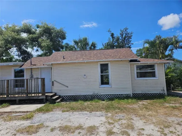 2220 20th Street S, St Petersburg, FL, 33712