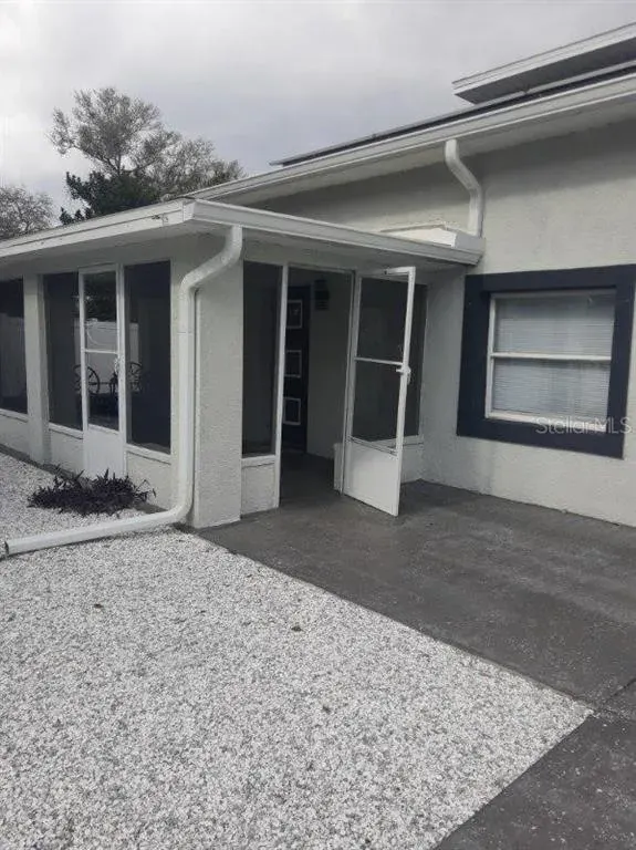 910 E 120th Avenue, Tampa, FL, 33612