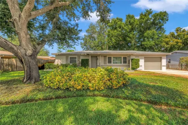4334 61st Lane N, Kenneth City, FL, 33709