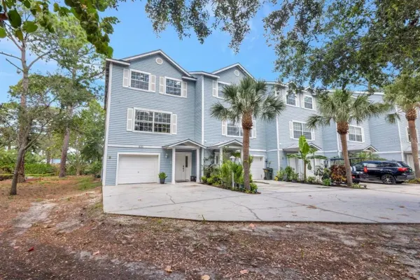 530 Ryans Woods Lane, Palm Harbor, FL, 34683