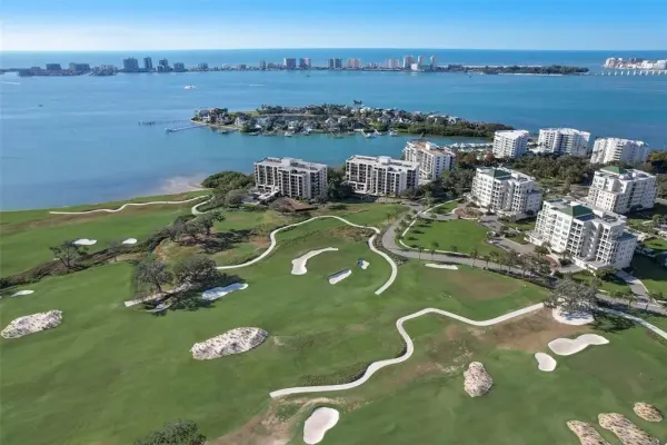 6 Belleview Boulevard, Unit 101, Belleair, FL, 33756